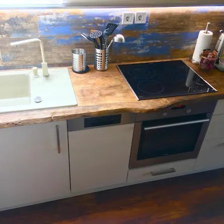 Wood Deluxe Belvaros