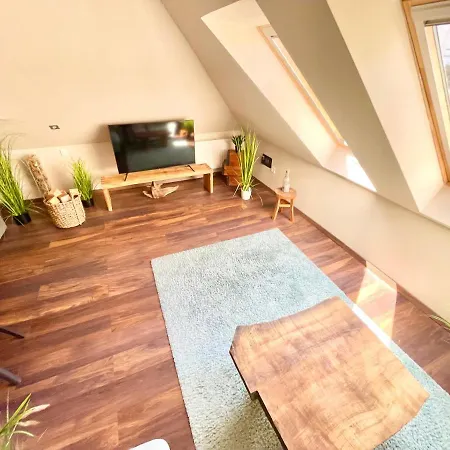 Wood Deluxe Belvaros شقة *