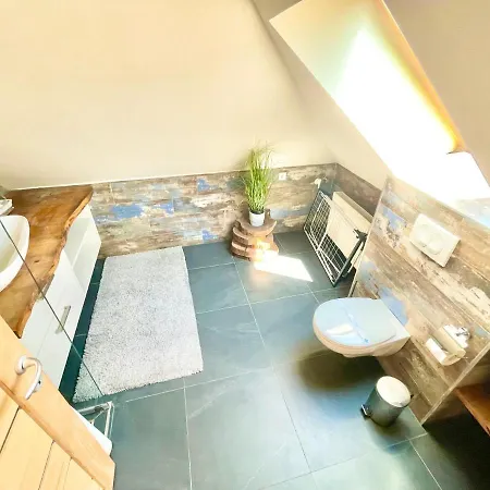 شقة Wood Deluxe Belvaros *