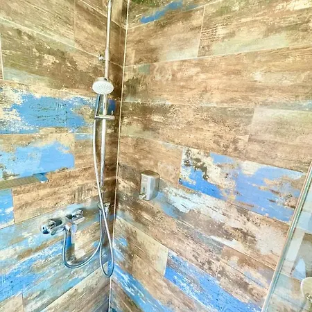 Wood Deluxe Belvaros *